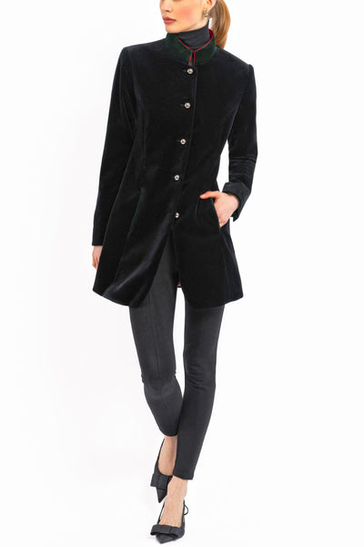 Long blazer from black velvet