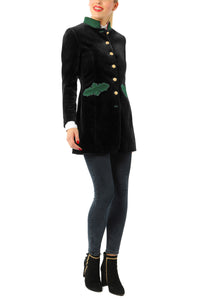 Longblazer aus schwarzem Samt und grünem Loden 